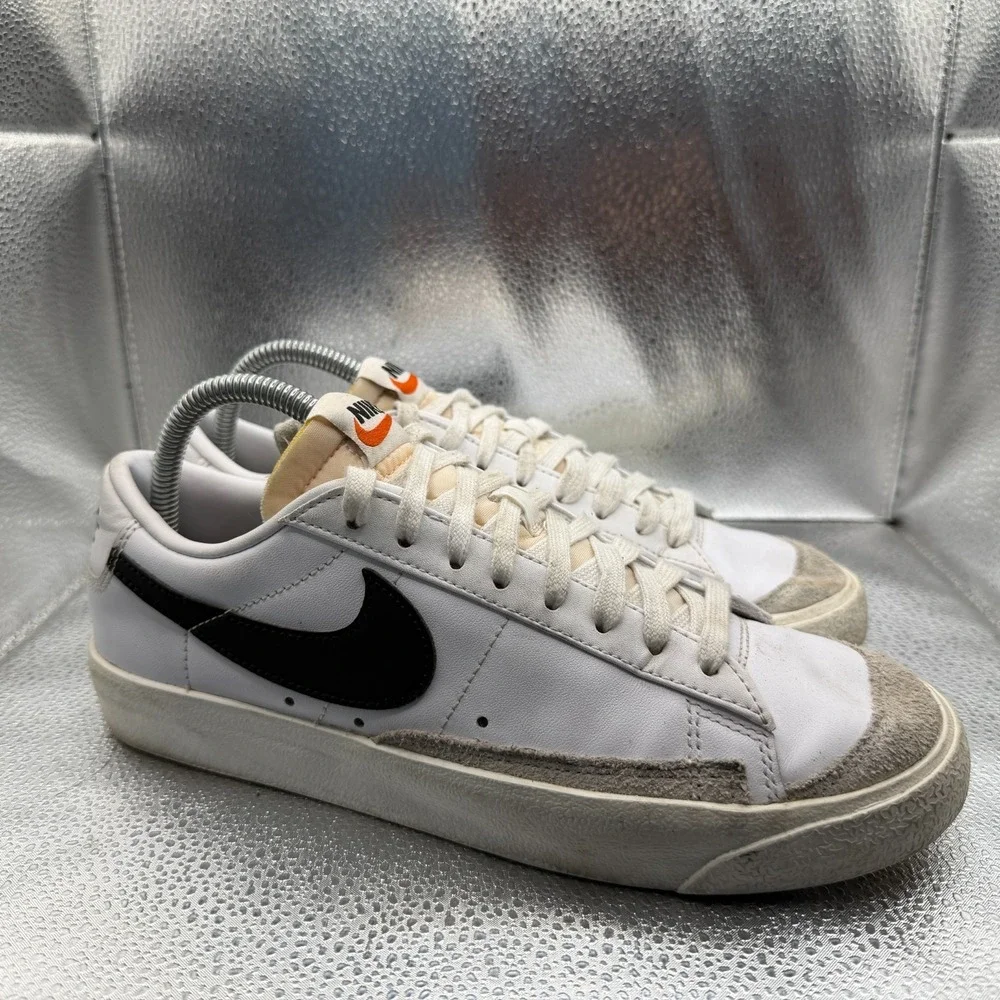 Size 7 Nike Blazer Low '77 Low White Black Sail Mens Athletic Shoes DA6364-101